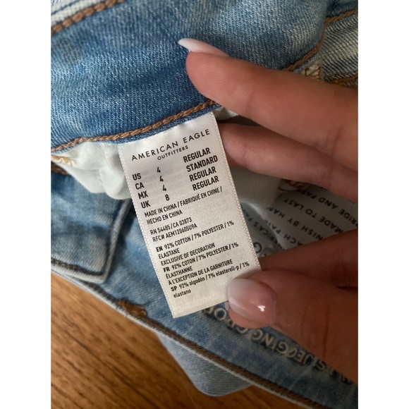 American Eagle jeans size 4 - Picture 3 of 3
